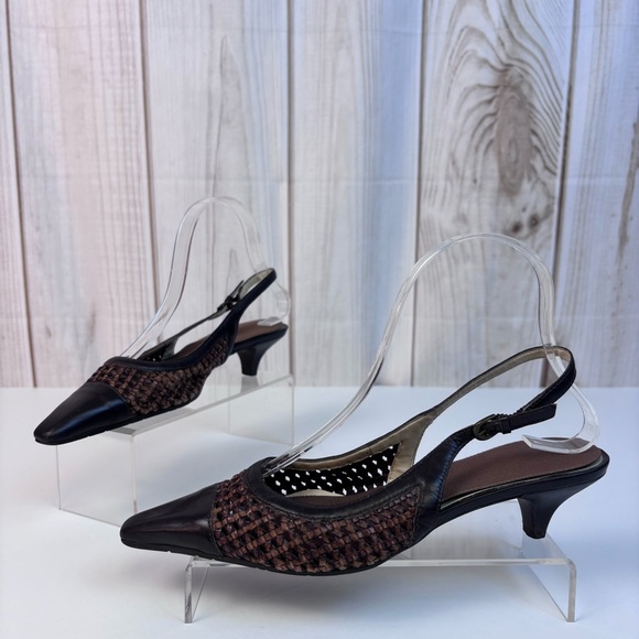 Etienne Aigner Shoes - Vintage Etienne Aigner Leather Slingback Pumps Kitten Heel Pointed Toe Size 7